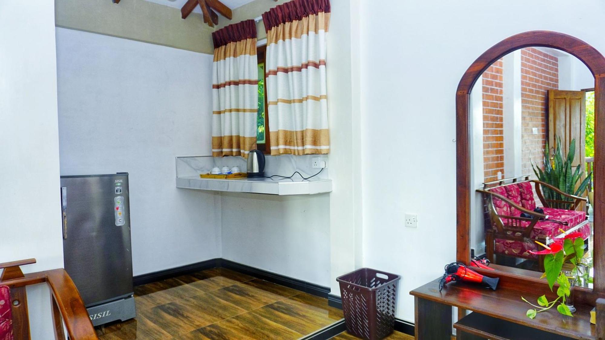 Sigiri Dilu Villa Sigiriya Room photo