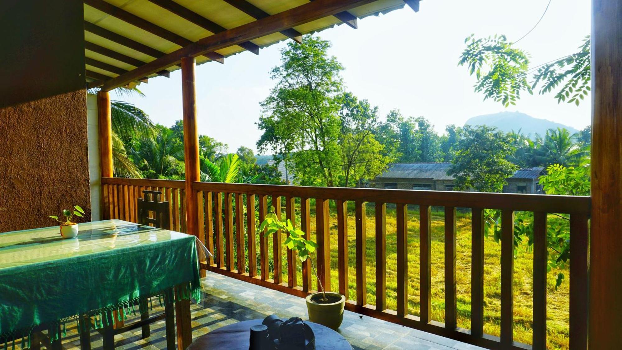 Sigiri Dilu Villa Sigiriya Exterior photo