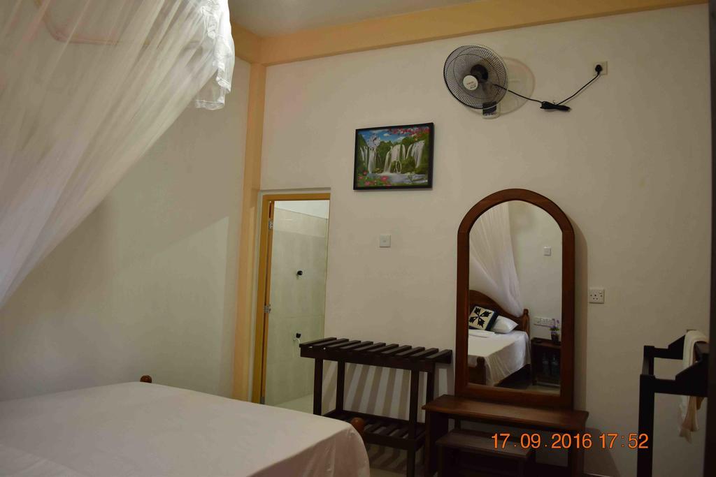 Sigiri Dilu Villa Sigiriya Exterior photo